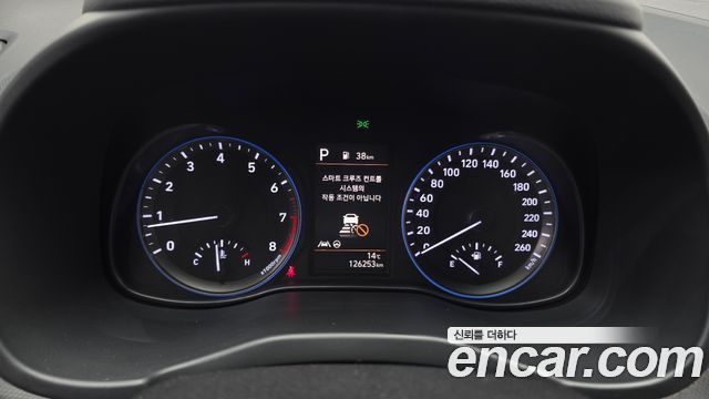 Hyundai Kona 2023 — photo 11