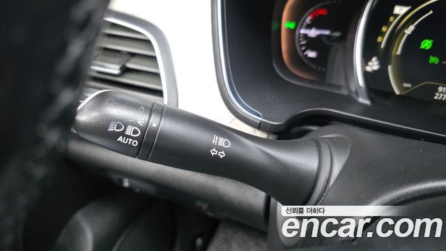Renault Korea SM6 2017 — photo 32