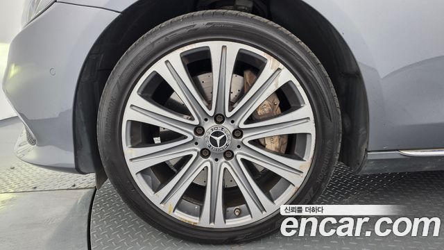 Mercedes-Benz E-Class 2020 — photo 5