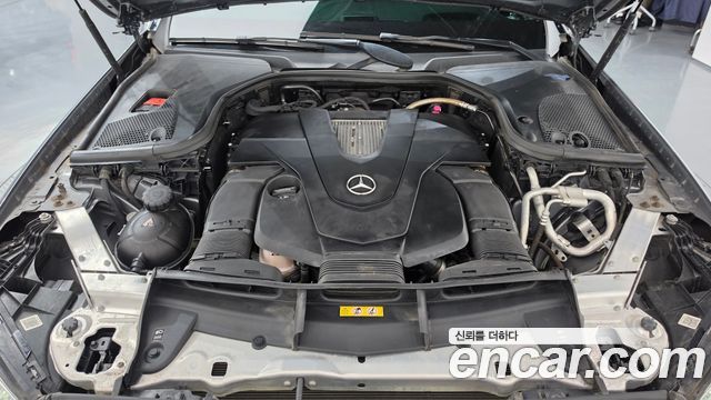 Mercedes-Benz E-Class 2020 — photo 6