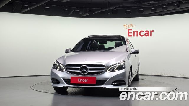 Mercedes-Benz E-Class 2015 — photo 3
