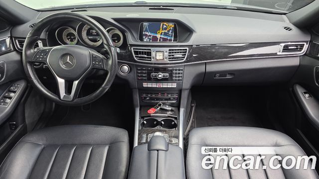 Mercedes-Benz E-Class 2015 — photo 7