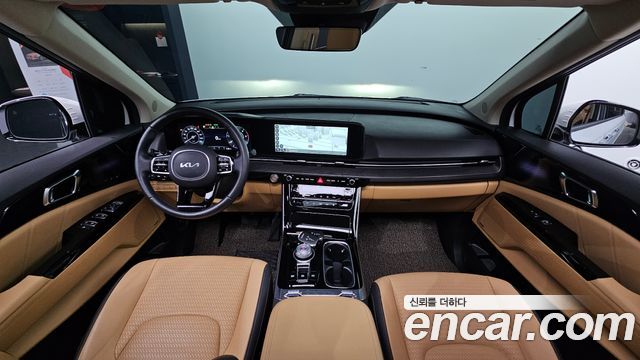 Kia Canival 2023 — photo 7
