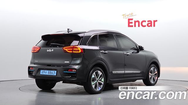 Kia Niro 2022 — photo 2