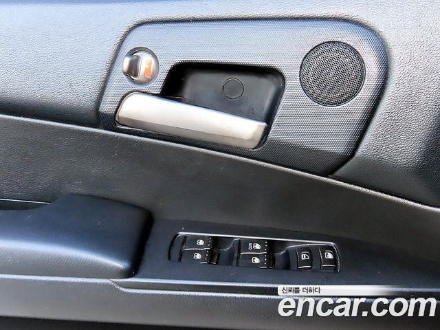 KG Mobility KORANDO 2017 — photo 11