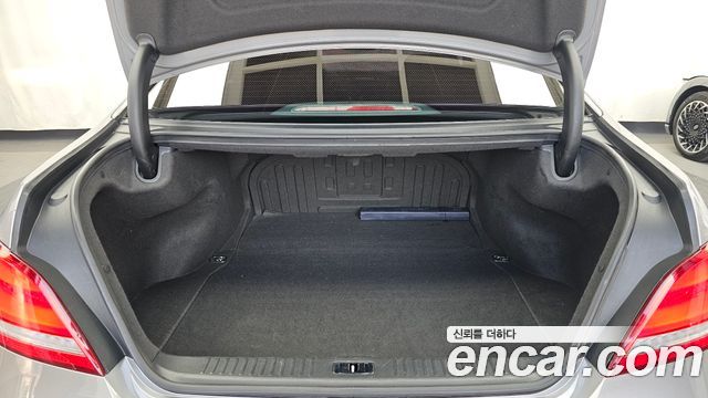 Hyundai Equus 2013 — photo 26
