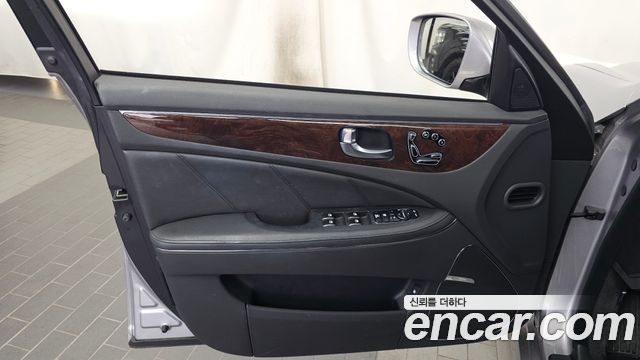 Hyundai Equus 2013 — photo 14