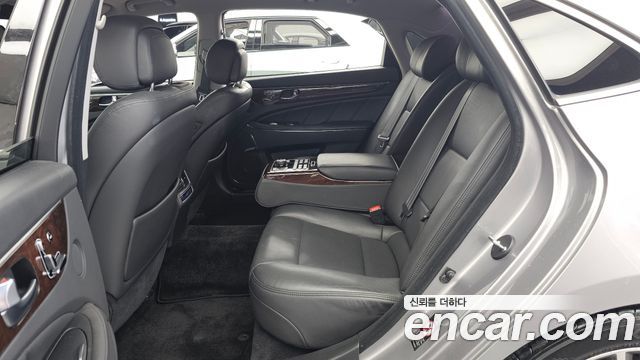 Hyundai Equus 2013 — photo 16