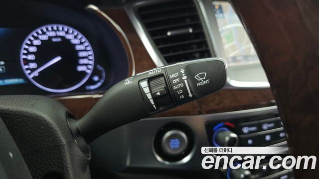 Hyundai Equus 2013 — photo 29