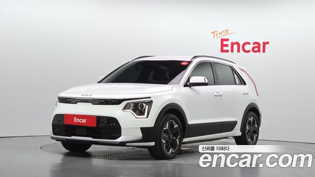 Kia Niro 2023 — photo 1