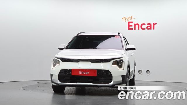 Kia Niro 2023 — photo 3