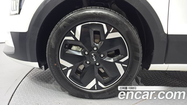 Kia Niro 2023 — photo 5