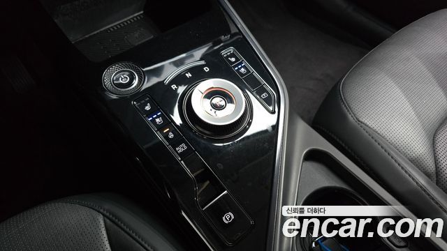 Kia Niro 2023 — photo 12