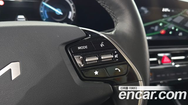 Kia Niro 2023 — photo 25