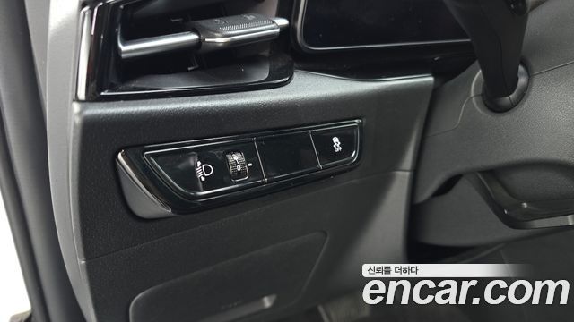 Kia Niro 2023 — photo 26