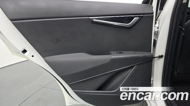 Kia Niro 2023 — photo 15