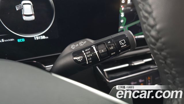 Kia Niro 2023 — photo 28