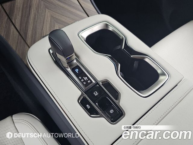 Lexus LM 2025 — photo 9