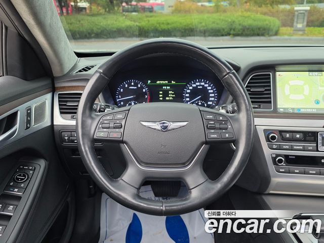 Genesis G80 2019 — photo 14