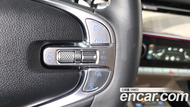Genesis GV70 2024 — photo 22