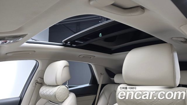 Genesis GV70 2024 — photo 23