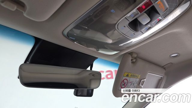 Genesis GV70 2024 — photo 26
