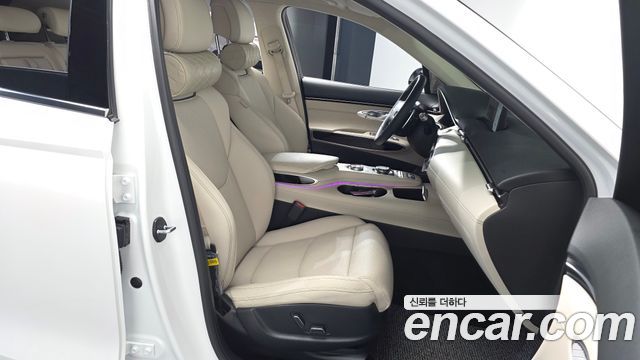 Genesis GV70 2024 — photo 16