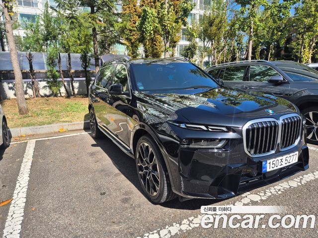 BMW X7 2024 — photo 2