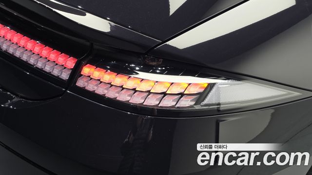 Hyundai Ioniq6 2025 — photo 9