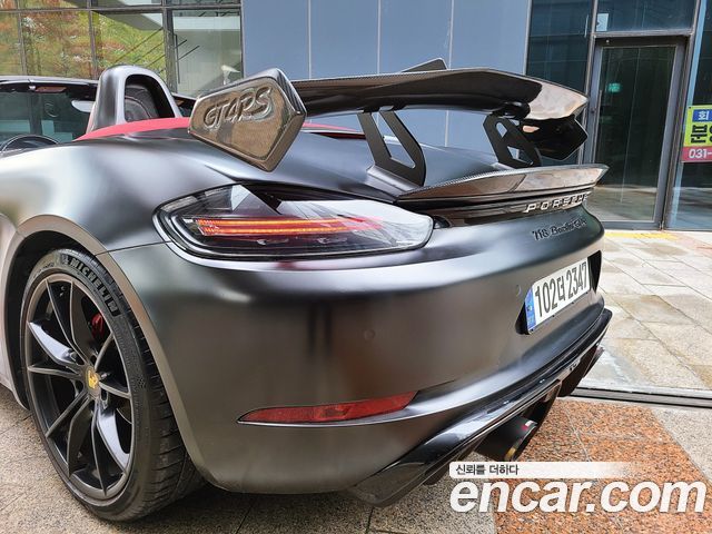 Porsche 718 2018 — photo 17