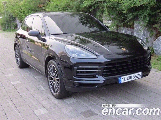 Porsche Cayenne 2021 — photo 2