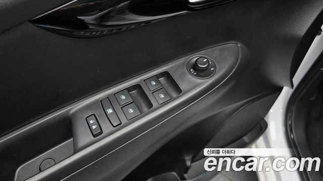 Chevrolet Korea Spark 2022 — photo 23