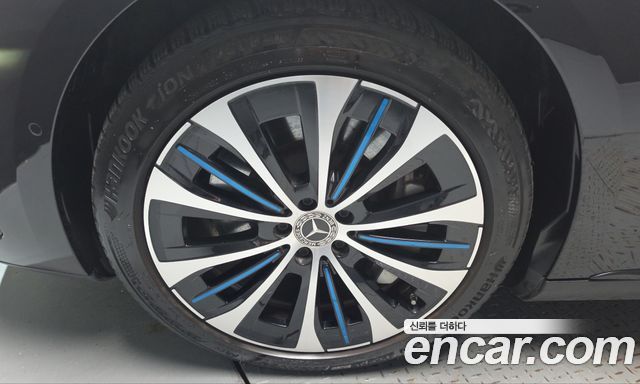 Mercedes-Benz EQE 2023 — photo 5
