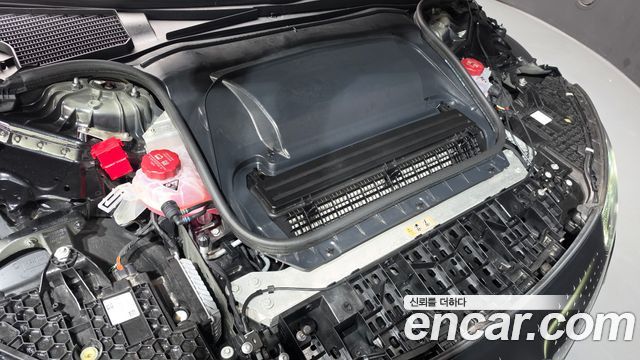Mercedes-Benz EQE 2023 — photo 6
