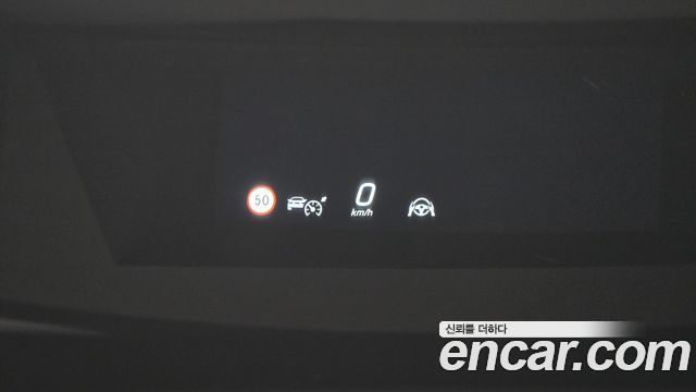 Mercedes-Benz EQE 2023 — photo 21