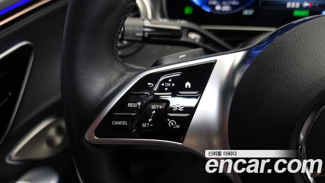 Mercedes-Benz EQE 2023 — photo 28