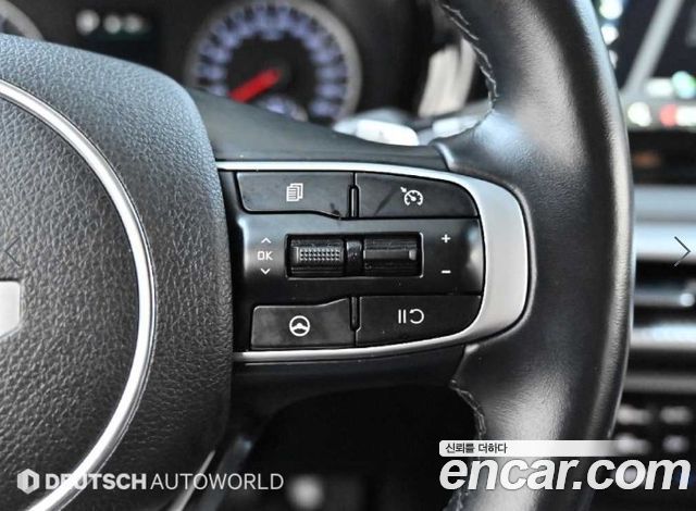 Kia K5 2023 — photo 16