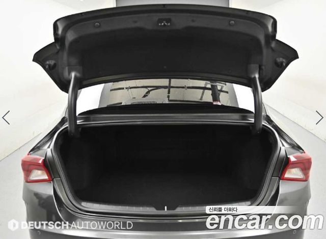 Kia K5 2023 — photo 19