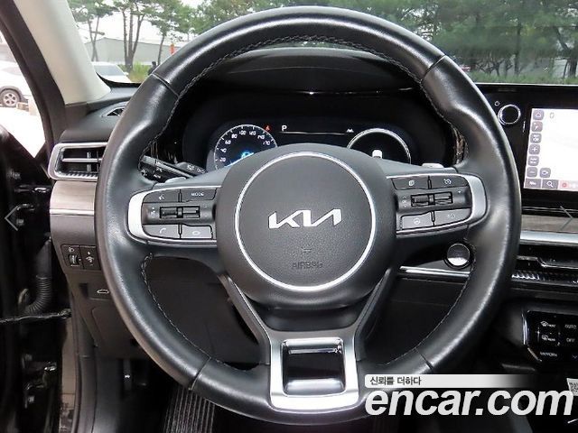 Kia K5 2022 — photo 7