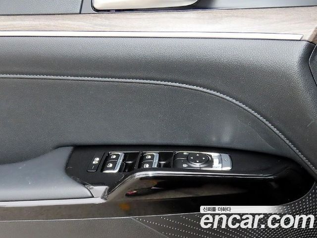 Kia K5 2022 — photo 11