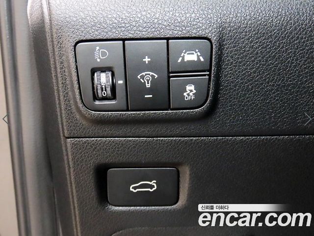 Kia K5 2022 — photo 12