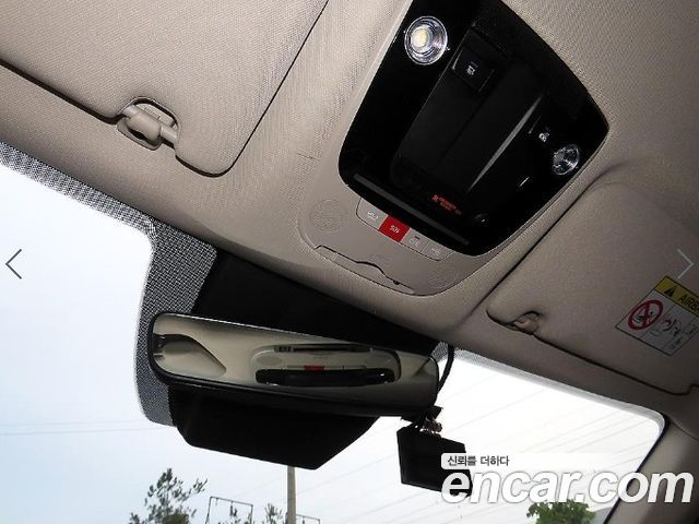 Kia K5 2022 — photo 16