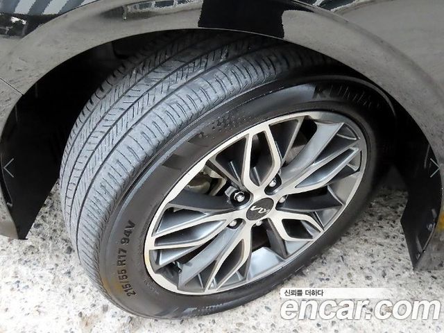 Kia K5 2022 — photo 20