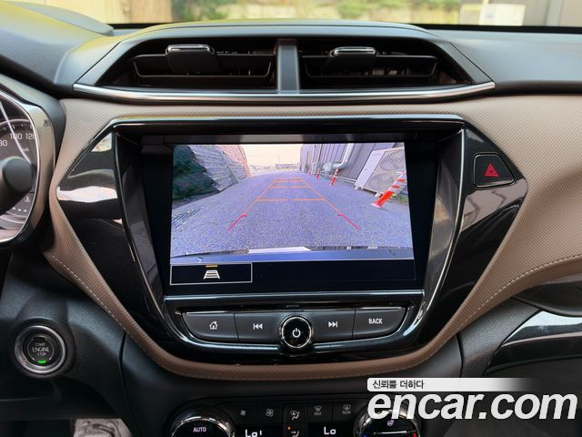 Chevrolet Korea Trailblazer 2022 — photo 17