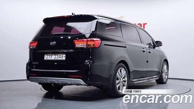 Kia Canival 2018 — photo 2