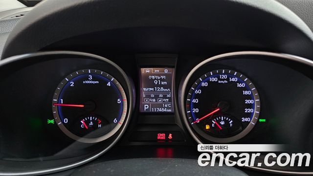 Hyundai Santafe 2015 — photo 11