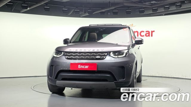 Land Rover Discovery 2019 — photo 3