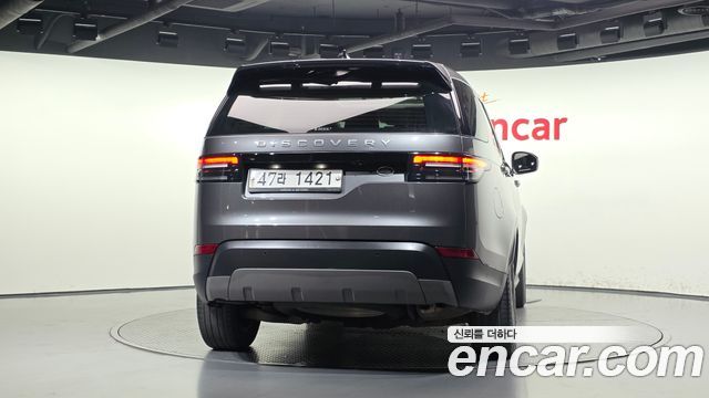 Land Rover Discovery 2019 — photo 4