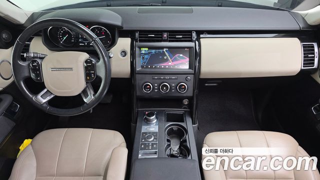 Land Rover Discovery 2019 — photo 7