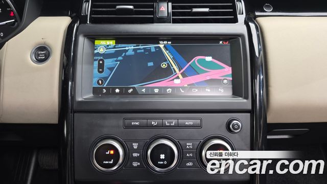 Land Rover Discovery 2019 — photo 14